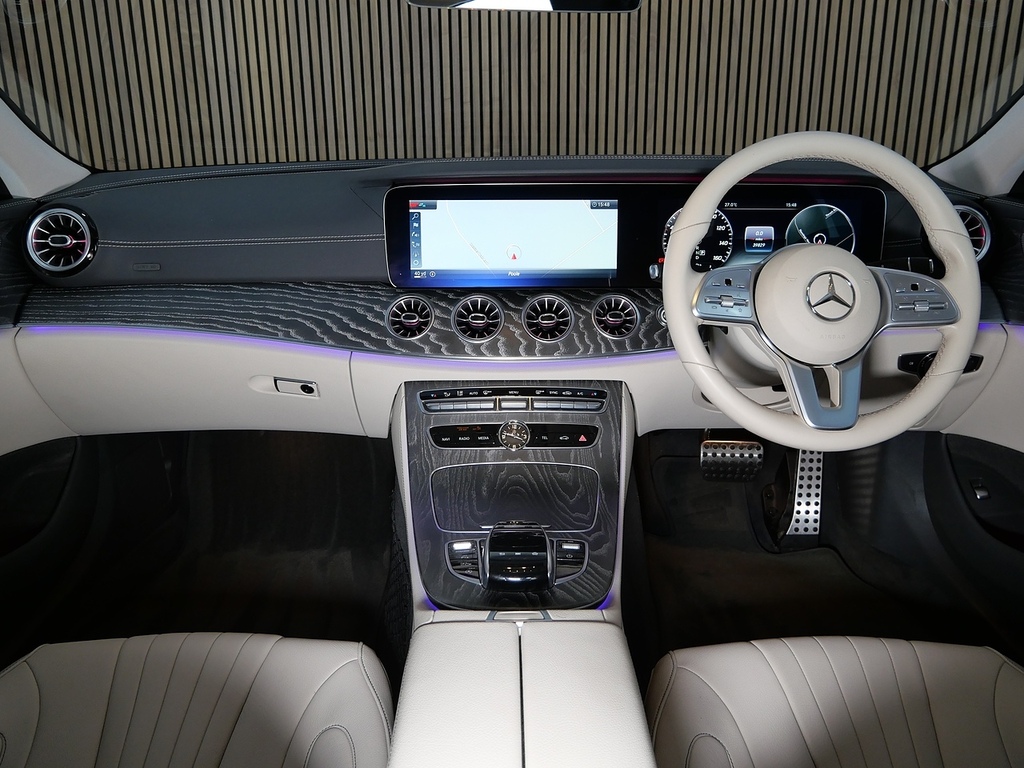 Mercedes-Benz CLS Saloon Grey #29