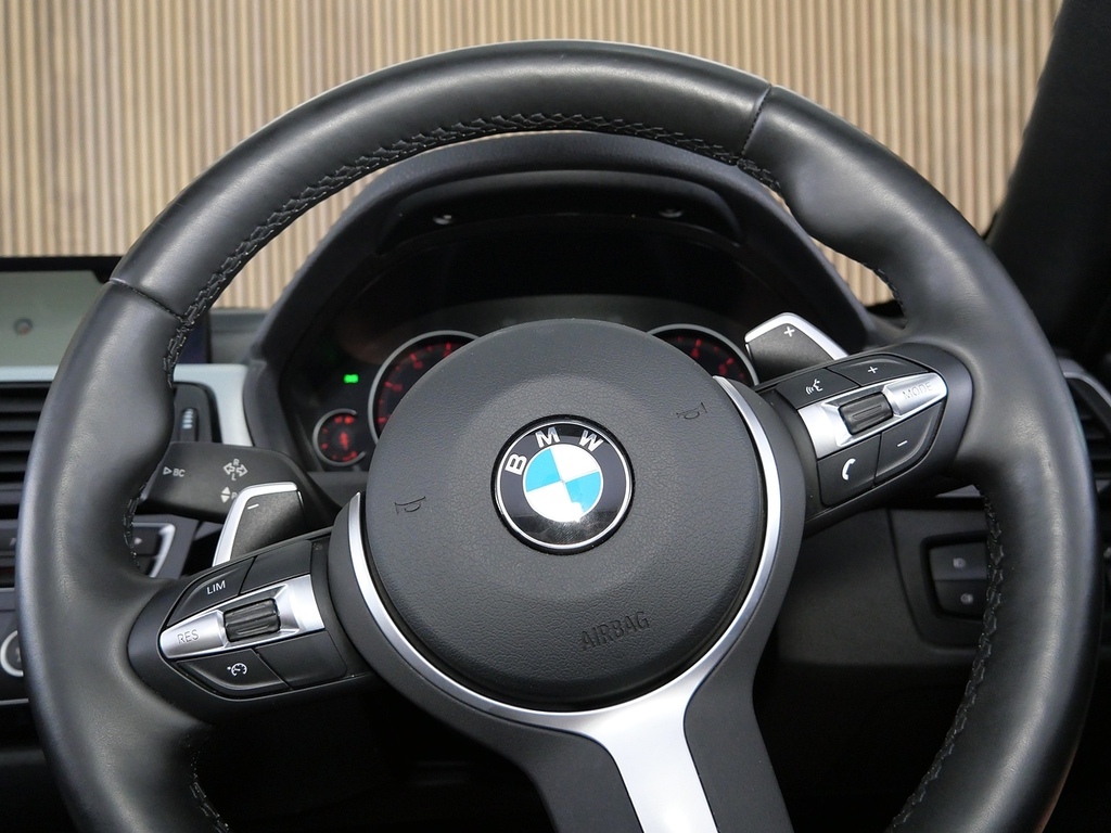 BMW 4 Series 420I Gran Coupe M Sport White #27
