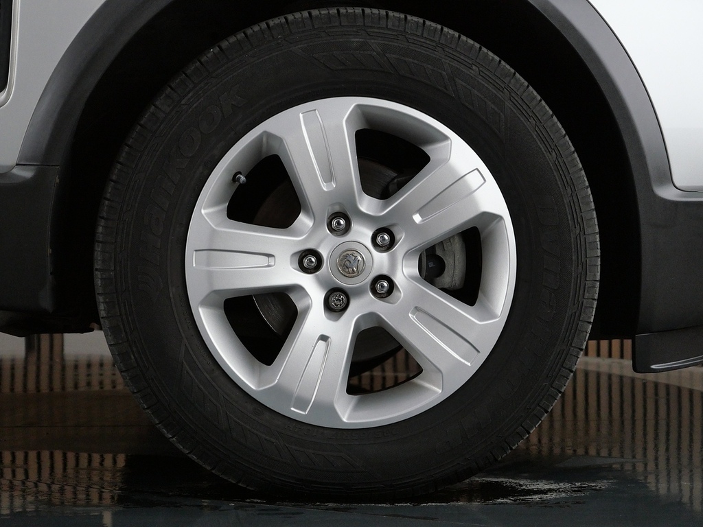 Vauxhall Antara Suv 2.2 Cdti Diamond 2Wd Euro 5 Ss 201616 White #38