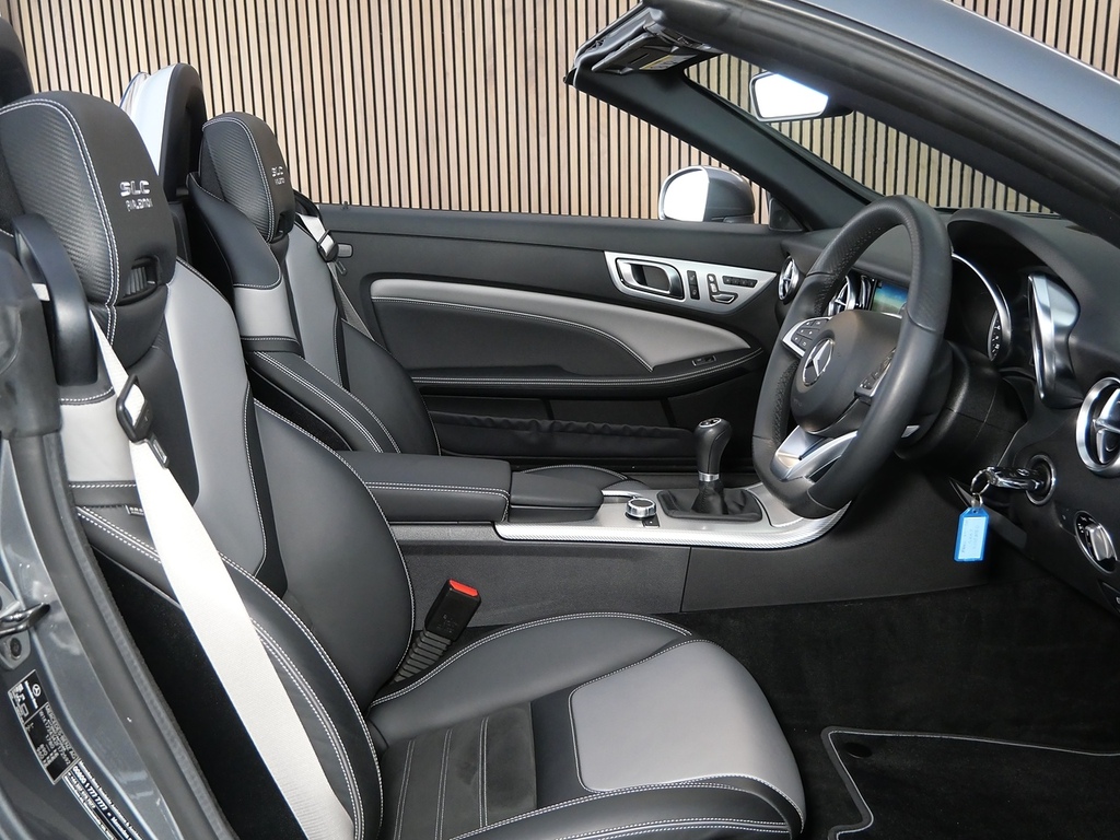 Mercedes-Benz SLC Slc 200 Rhd Yellow #15
