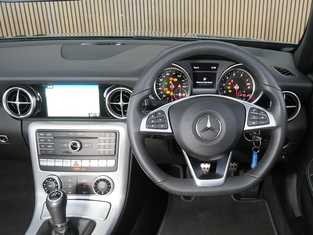Mercedes-Benz SLC Slc 200 Rhd Yellow #12