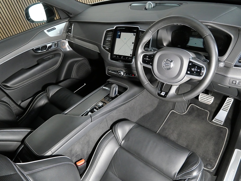 Volvo XC90 2.0H T8 Twin Engine 11.6Kwh R-design Pro Suv P White #3