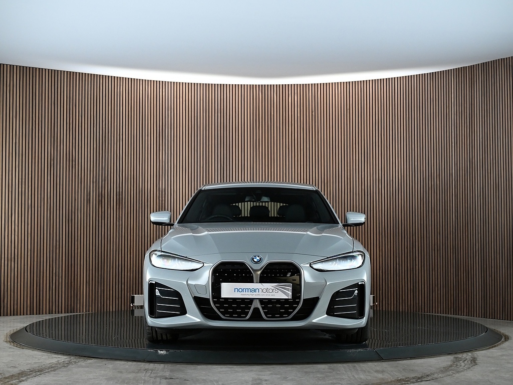 BMW i4 40 83.9Kwh M Sport Gran Coupe Ed Grey #5