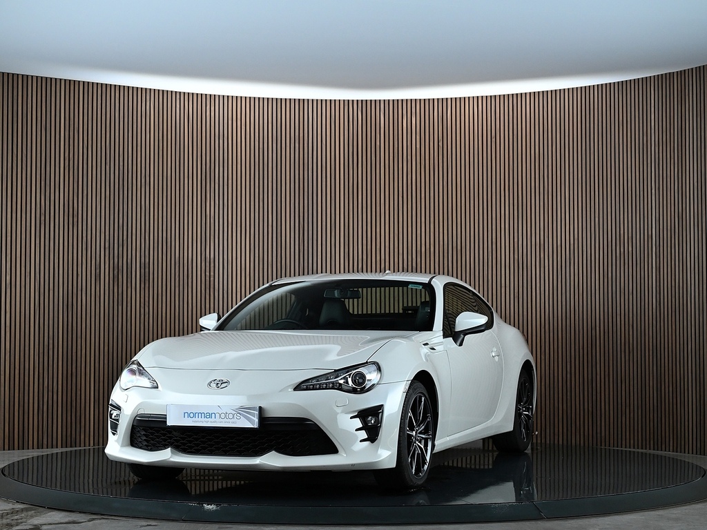 Toyota GT86 2.0 Boxer D-4s Pro Coupe Euro 6 2 White #6