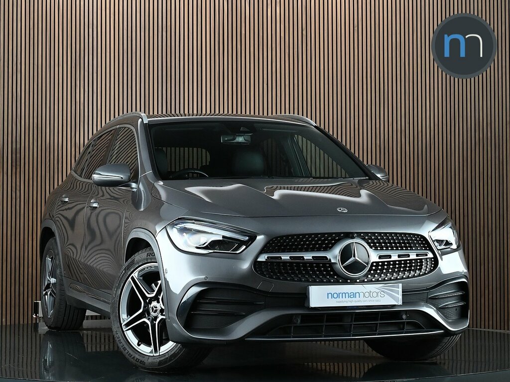 Mercedes-Benz GLA Class 1.3 Gla180 Amg Line Premium Suv 7G-dc Grey