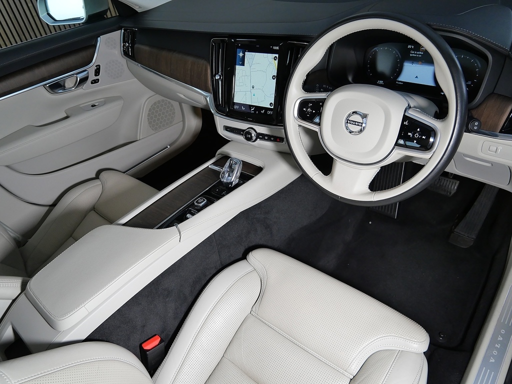 Volvo V90 2.0 B4 Mhev Inscription Estate Hybrid A Silver #3