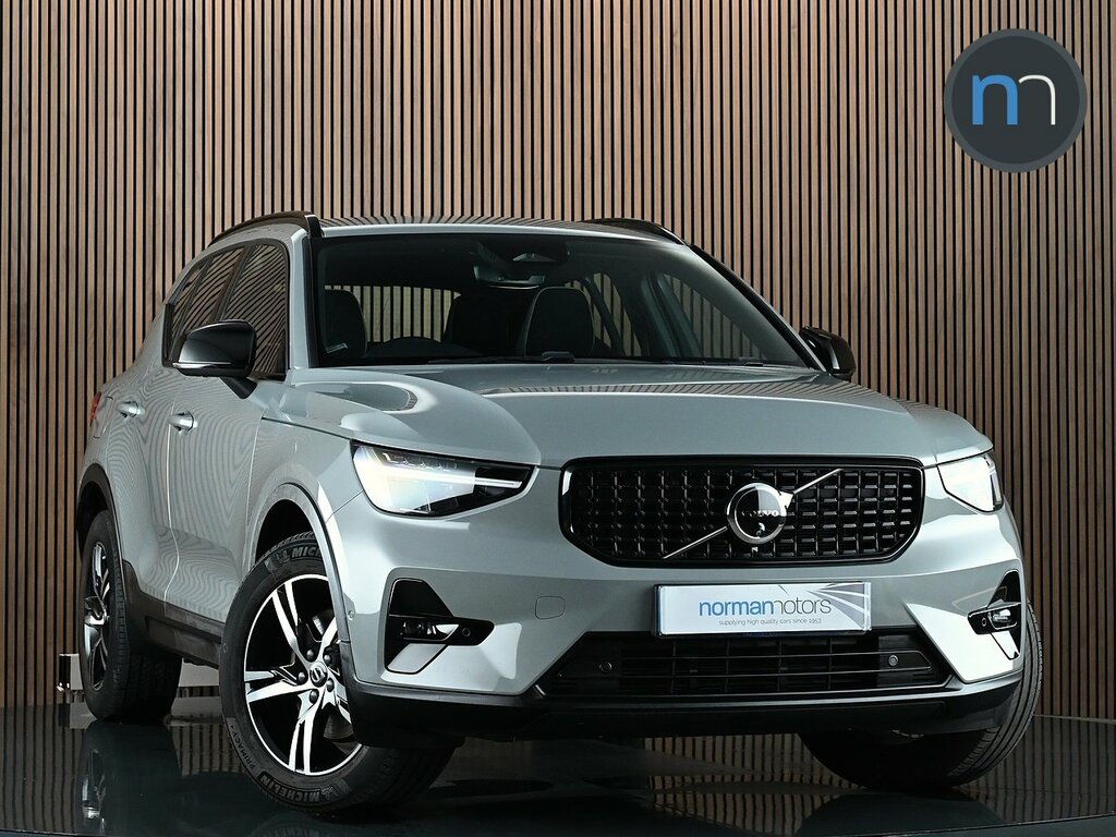 Volvo XC40 2.0 B3 Mhev Plus Dark Suv Hybrid Dct Au Grey