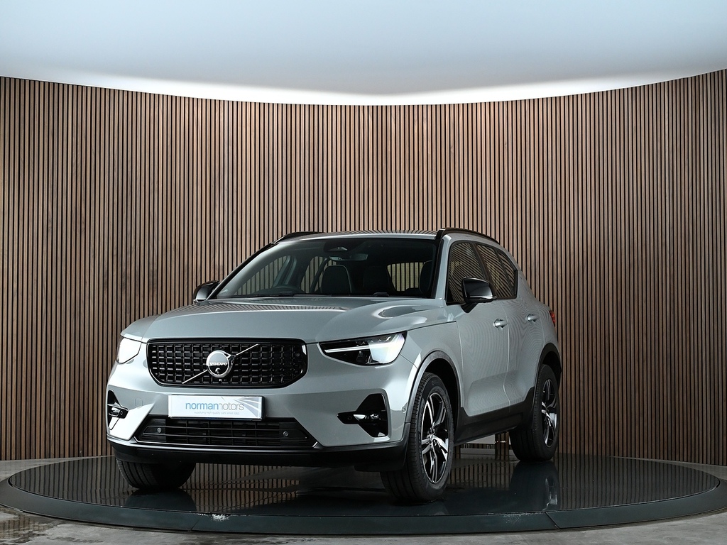 Volvo XC40 2.0 B3 Mhev Plus Dark Suv Hybrid Dct Au Grey #6