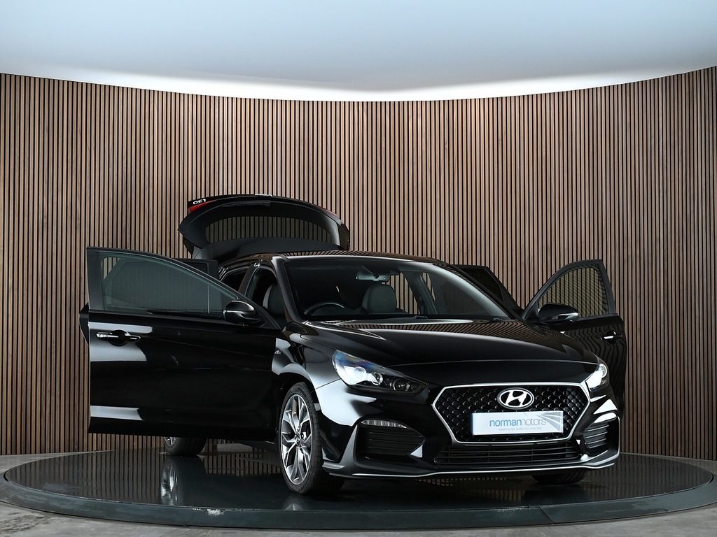 Hyundai I30 Estate 1.0 T-gdi Se Nav Tourer Euro 6 Ss 2 Black #12