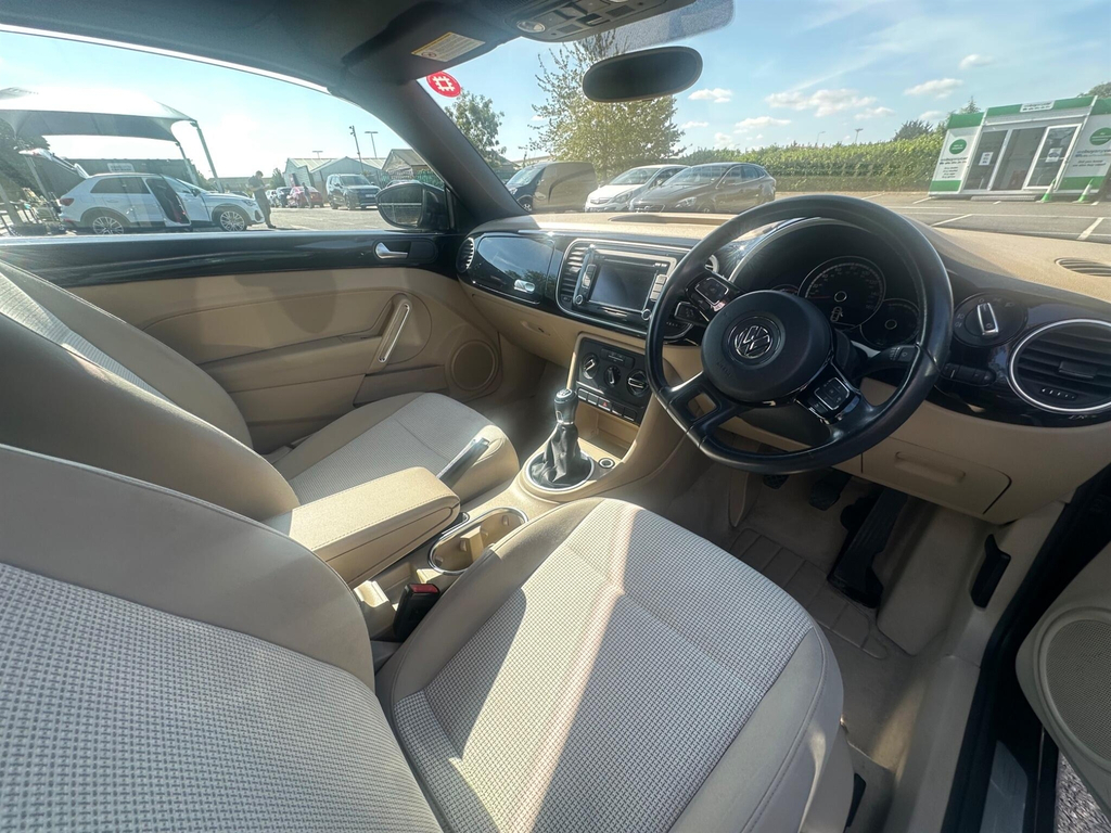 Volkswagen Beetle 1.6 Tdi Bluemotion Tech Design Cabriolet Euro 5 S #3