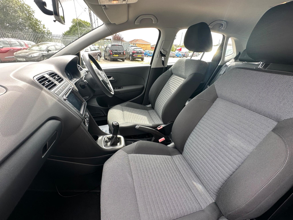 Volkswagen Polo Polo Moda 60 Black #25