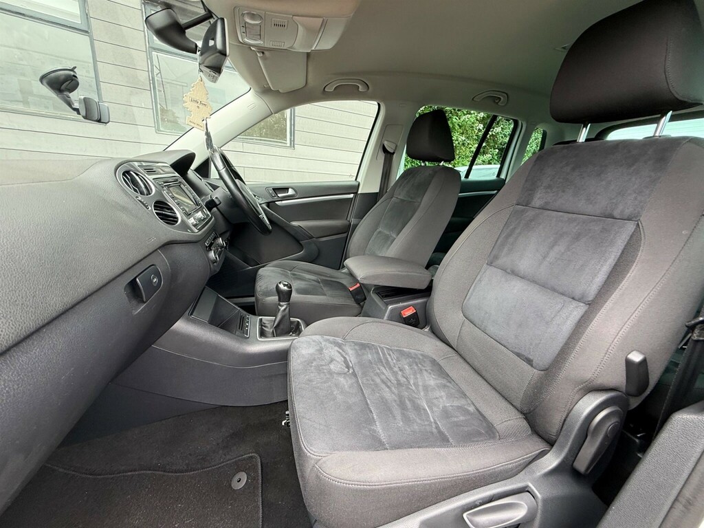 Volkswagen Tiguan 2.0 Match Tdi Bluemotion Technology 139 Bhp Grey #20