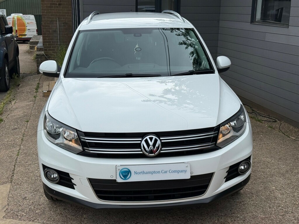Volkswagen Tiguan 2.0 Match Tdi Bluemotion Technology 139 Bhp Grey #4