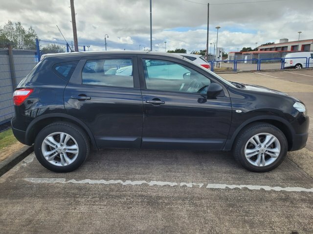 Nissan Qashqai Tekna Dci White #2