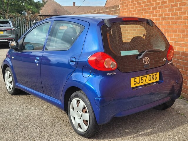 Toyota Aygo Vvt-i Blue Hatchback Blue #3
