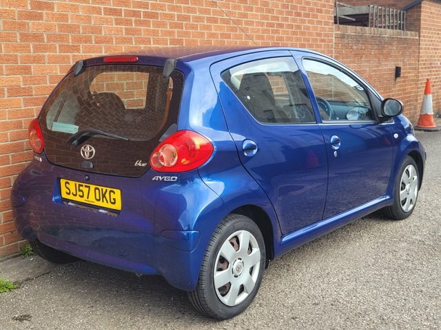 Toyota Aygo Vvt-i Blue Hatchback Blue #5