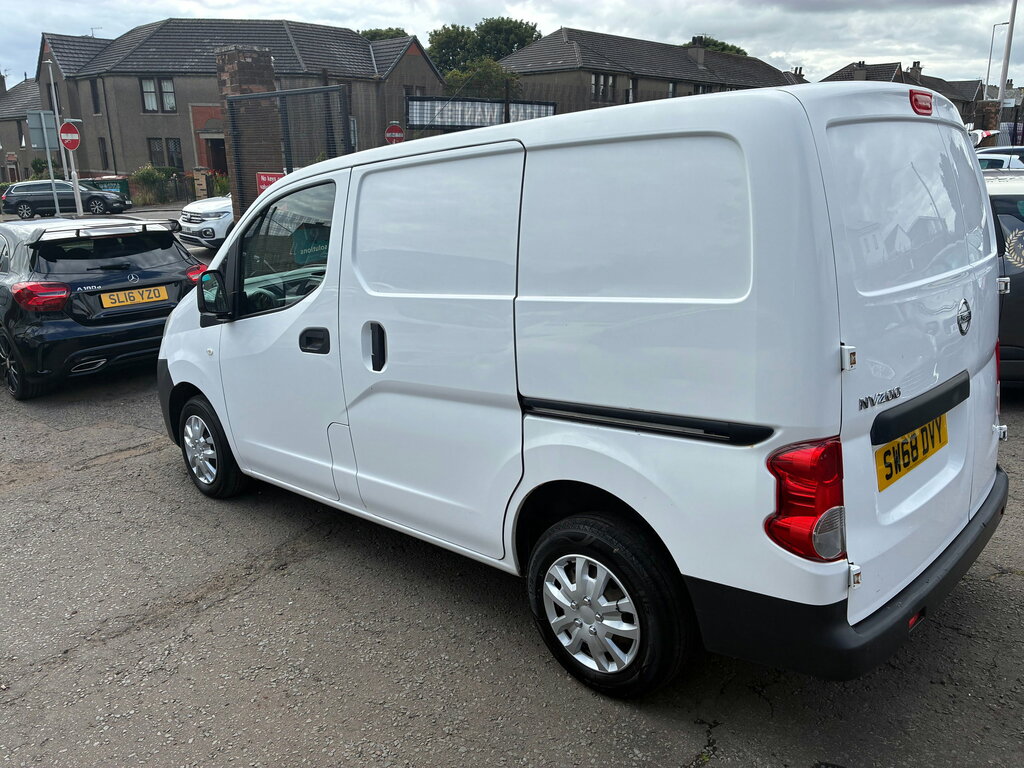 Nissan NV200 1.5 Dci Acenta Panel Van 6Dr Swb Eur White #5