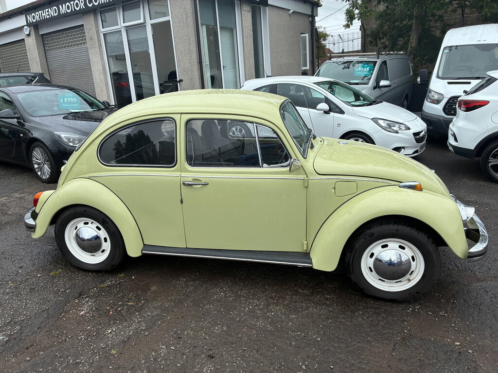 Volkswagen Beetle 1300 Beetle Green #2