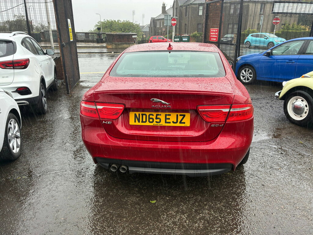 Jaguar XE 2.0D R-sport Saloon Euro 6 Ss Red #4