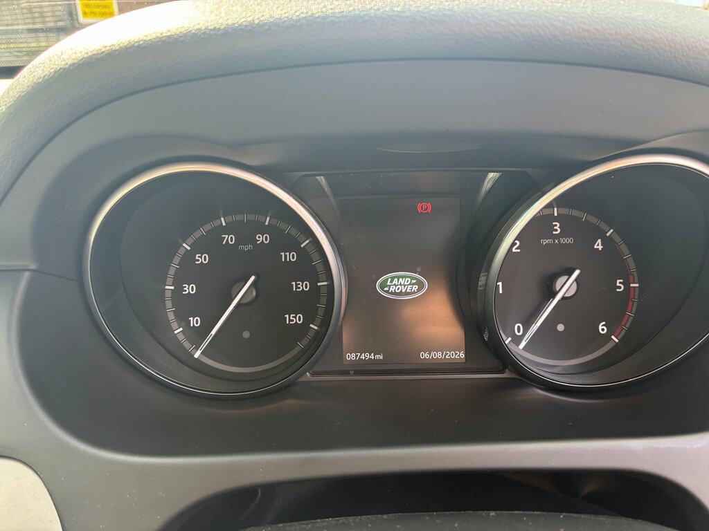 Land Rover Discovery Sport 2L Se Tech White #22
