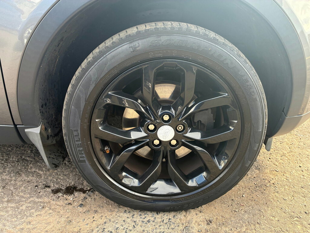 Land Rover Discovery Sport 2L Se Tech White #10