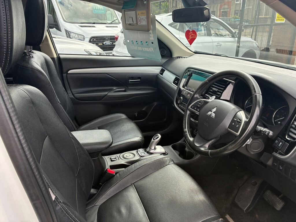 Mitsubishi Outlander 2.2 Di-d Gx3 4Wd Euro 6 Black #14