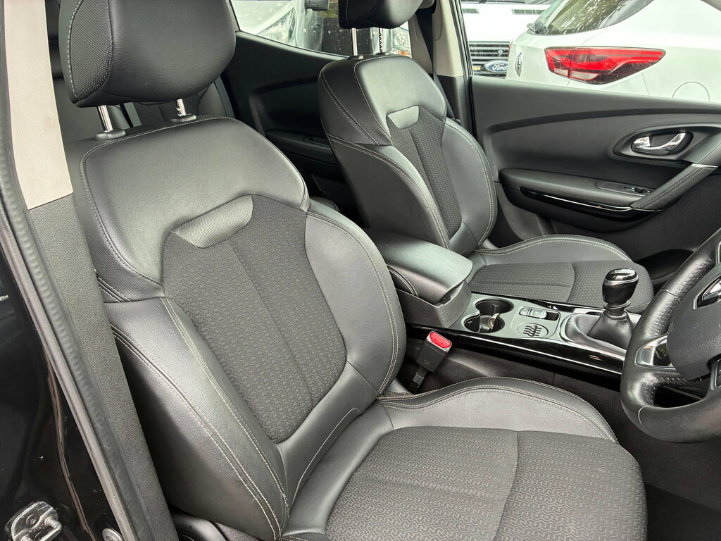 Renault Kadjar 2016 1.5 Dci Signature Nav Suv Edc Euro Red #21