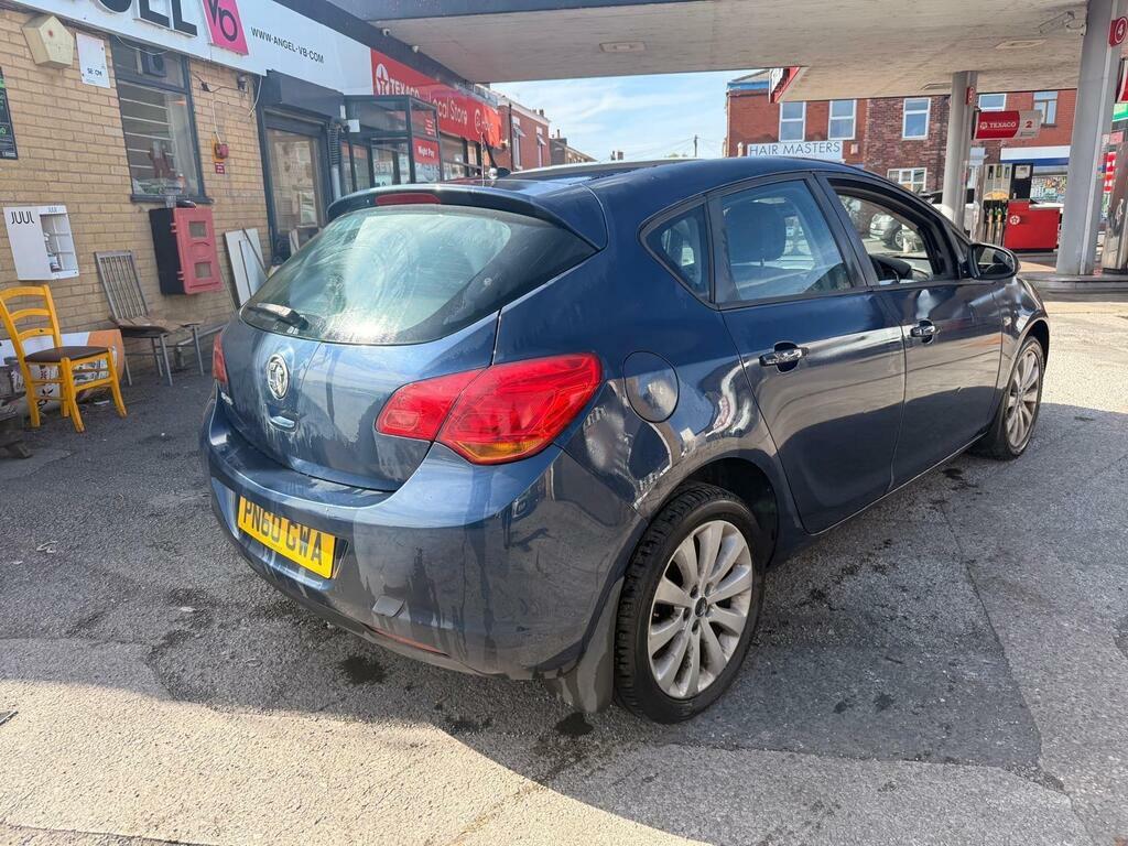 Vauxhall Astra 2010 1.6 Vvt 16V Sri Sport Hatch Black #8