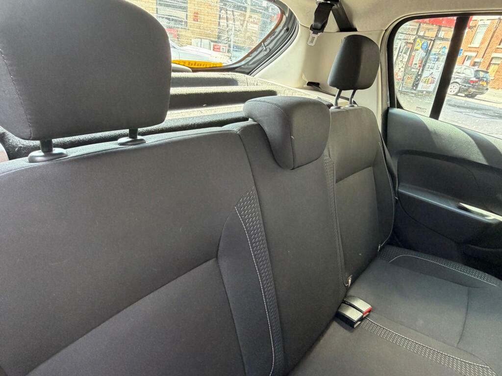 Dacia Sandero 0.9 Ambiance Tce 90 Bhp Upto 60Mpg, Low Insura Blue #13