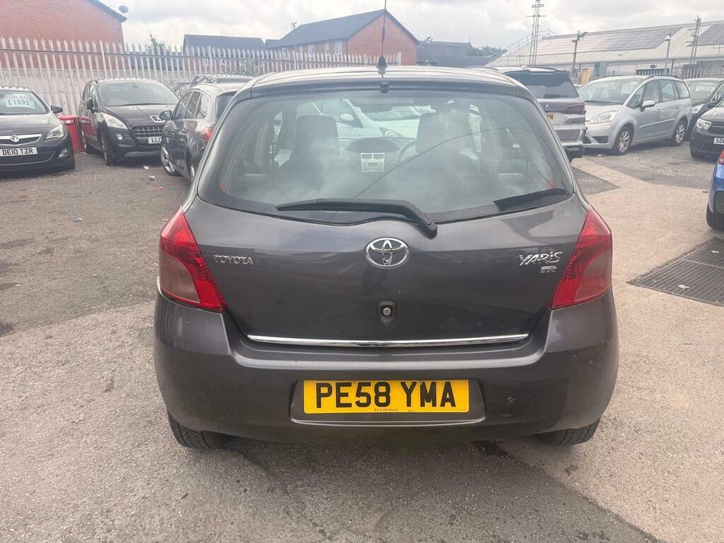 Toyota Yaris 1.3 Vvt-i Tr Silver #7