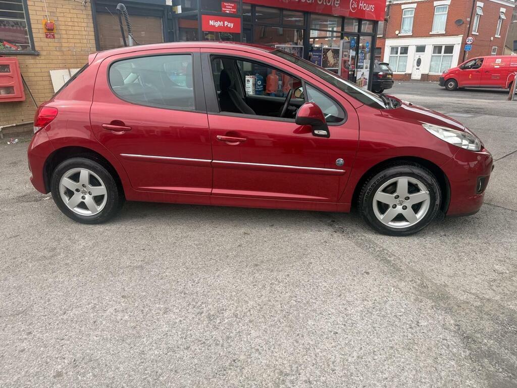 Peugeot 207 1.4 Envy Euro 5 Red #4