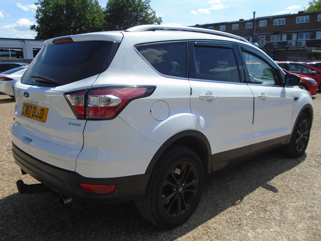 Ford Kuga 1.5 Tdci Titanium Suv Euro 6 S BK17DJD  #3