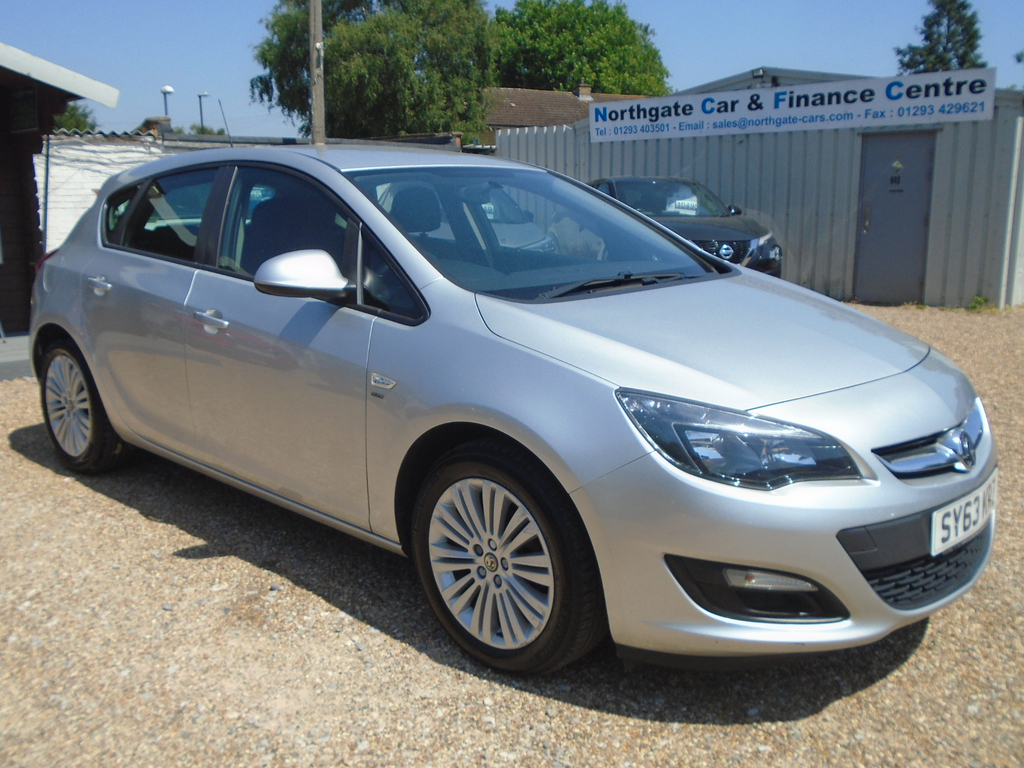 Vauxhall Astra 1.6 16V Energy Hatchback Euro 5 Silver