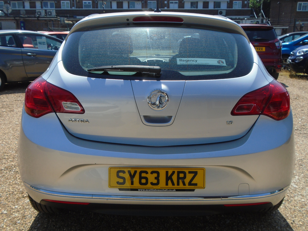 Vauxhall Astra 1.6 16V Energy Hatchback Euro 5 Silver #4
