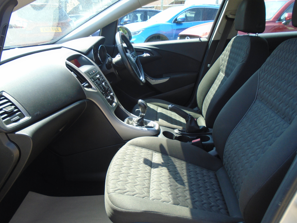 Vauxhall Astra 1.6 16V Exclusiv Sports Silver #20