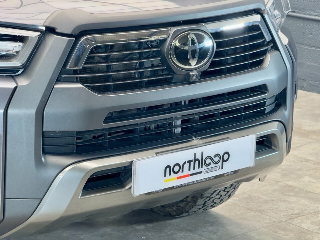 Toyota HILUX 2.8 D-4d Gr Sport Double Cab Pickup 4Wd Euro #35