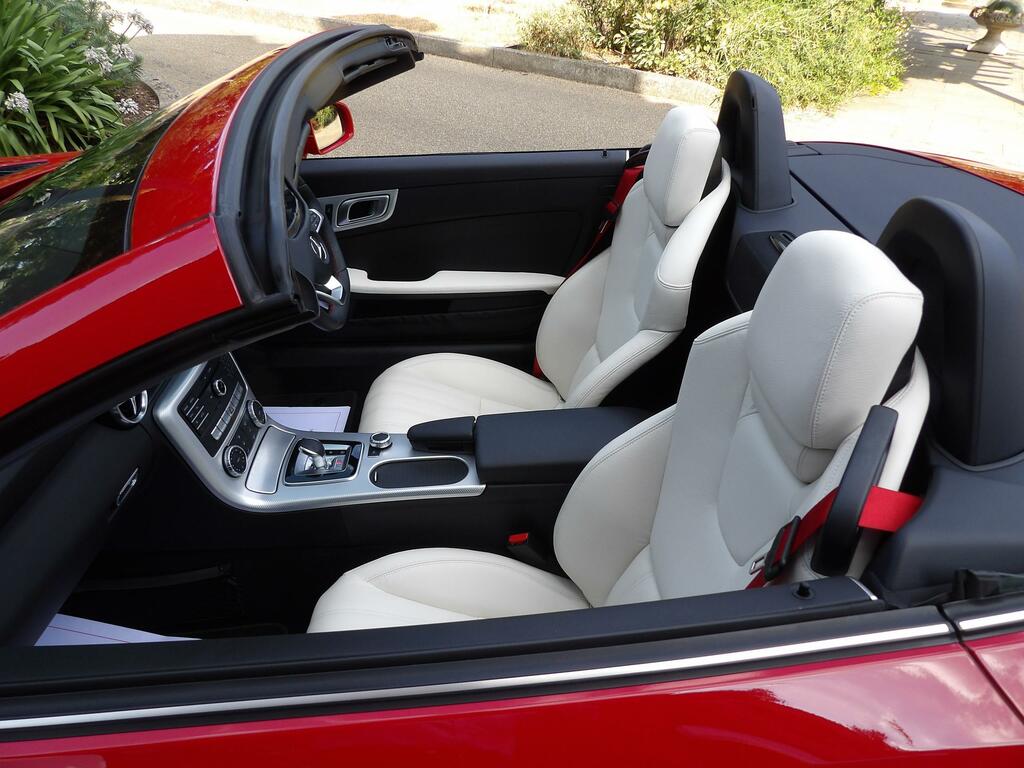 Mercedes-Benz SLC 2.0 Slc300 Amg Line Convertible G-troni Red #5