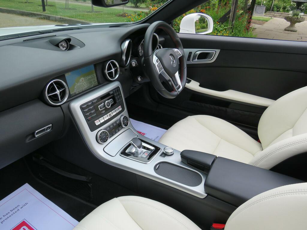 Mercedes-Benz SLK 2.1 Slk250d Amg Sport Convertible G-tro White #6