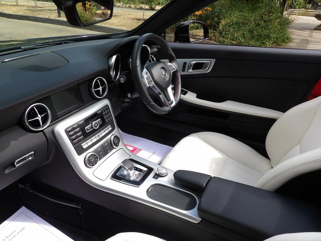 Mercedes-Benz SLK 2.1 Slk250d Amg Sport Convertible G-tro Black #5