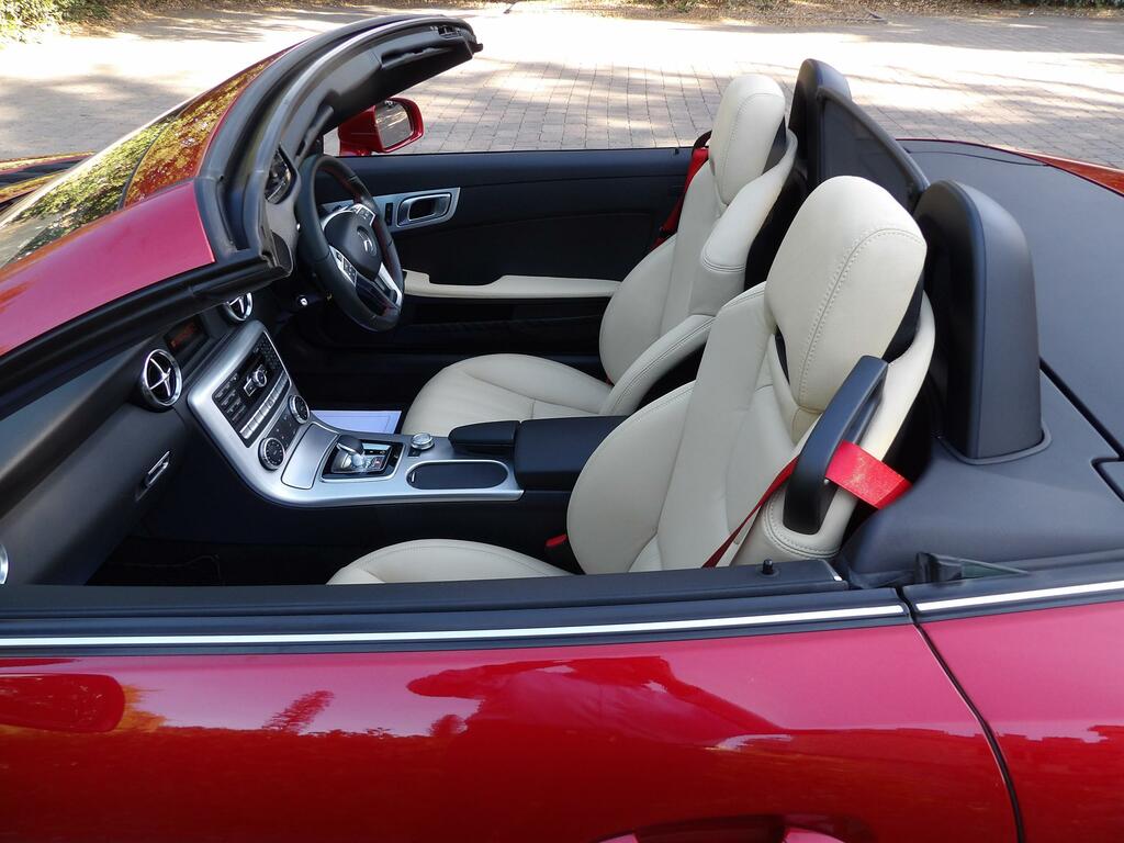 Mercedes-Benz SLK 2.1 Slk250d Amg Sport Convertible G-tro Red #4