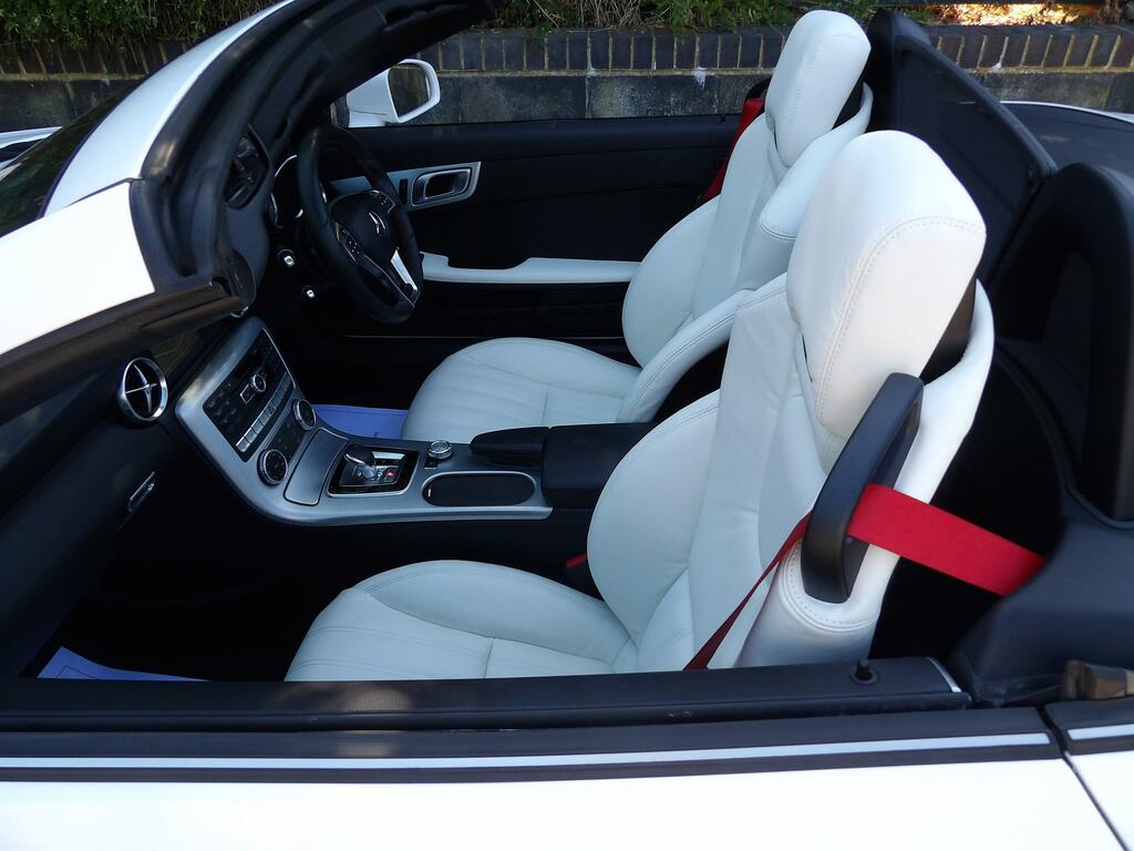Mercedes-Benz SLK 2.0 Slk200 Amg Sport Convertible G-tron White #5