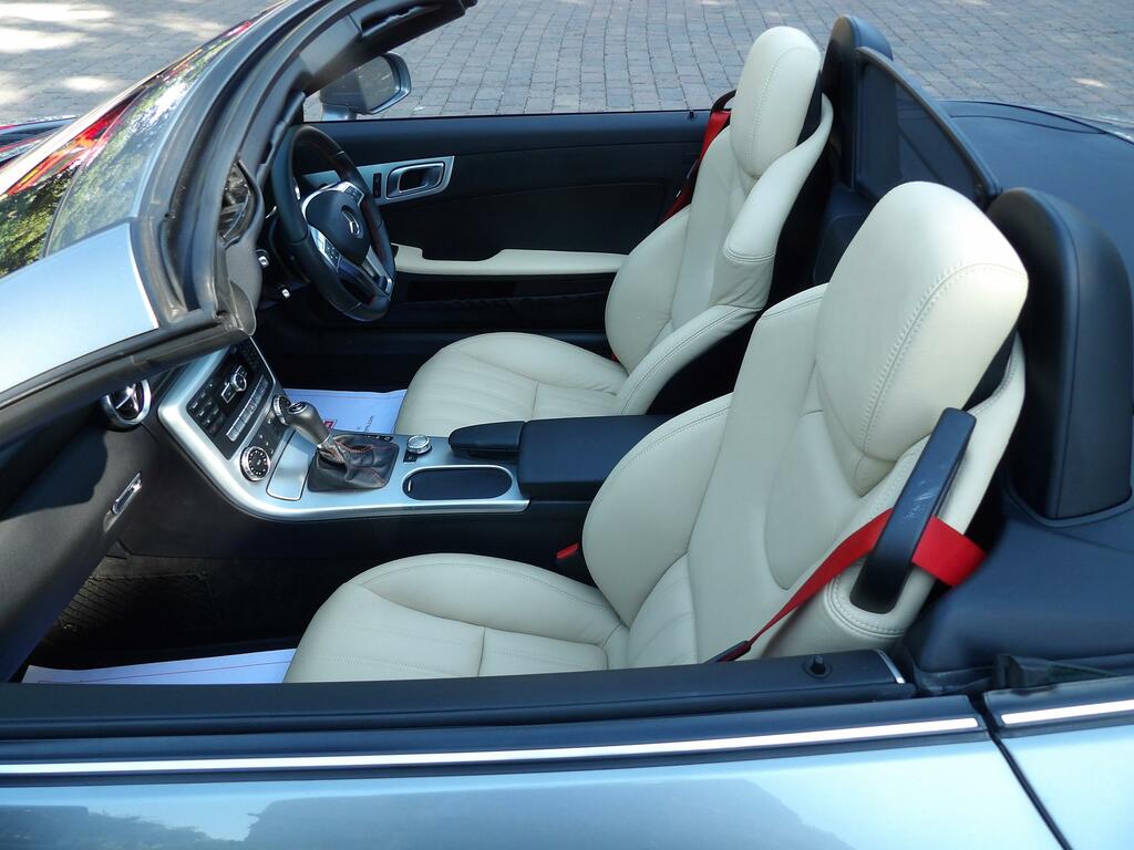 Mercedes-Benz SLK 2.1 Slk250 Cdi Amg Sport Convertible G- Silver #4