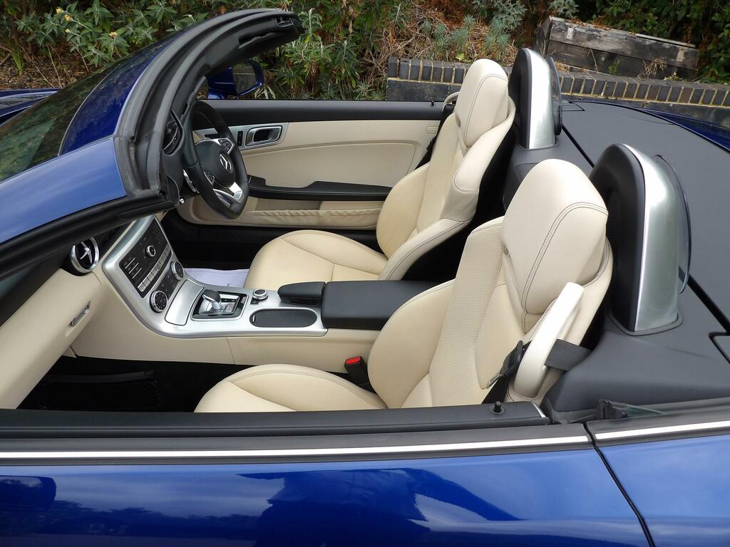 Mercedes-Benz SLC 2.0 Slc300 Amg Line Convertible G-troni Blue #3