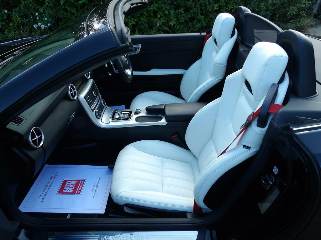 Mercedes-Benz SLC 2.0 Slc200 Amg Line Convertible G-troni EJ17XSH Black #4
