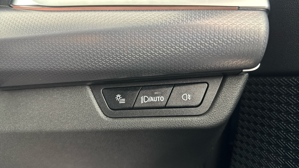 BMW X1 X1 Sdrive20i M Sport Blue #25