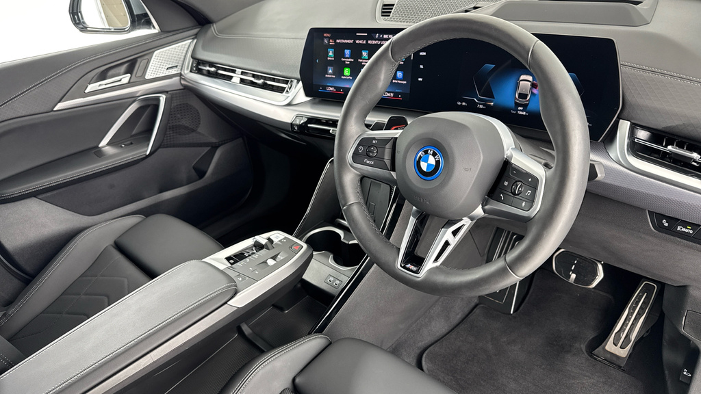 BMW iX2 230Kw Xdrive30 M Sport 65Kwh Techpro22 Red #6