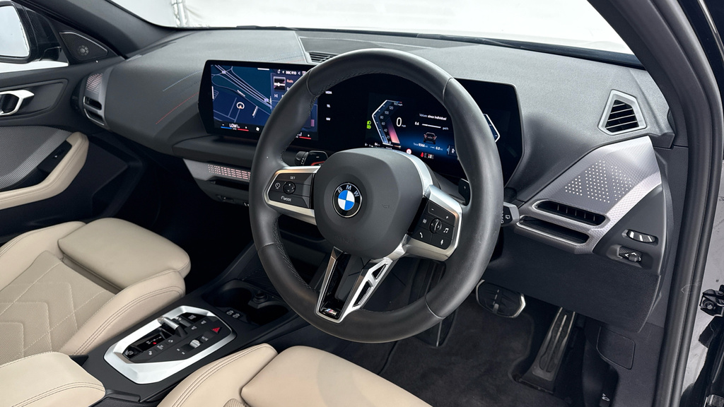 BMW 1 Series 120 M Sport #6