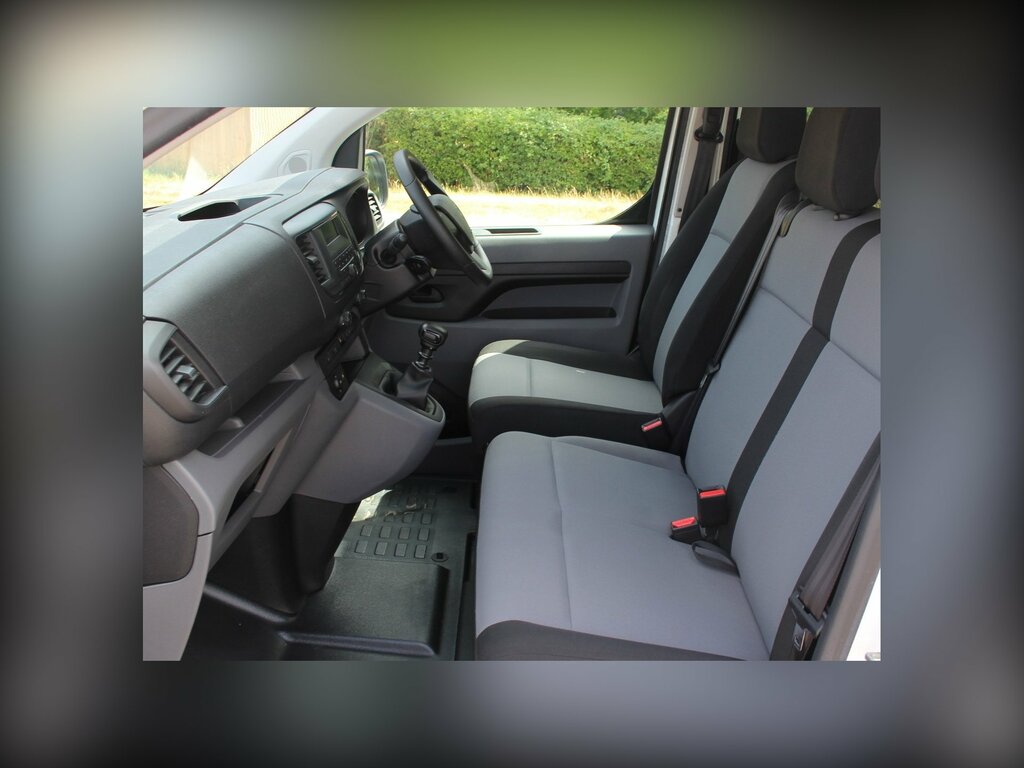 Peugeot Expert Combi 1.5 Bluehdi 120 Standard 6 Seater White #5