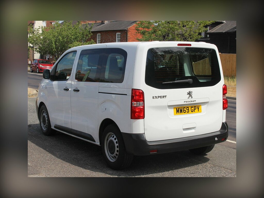 Peugeot Expert Combi 1.5 Bluehdi 120 Standard 6 Seater White #2