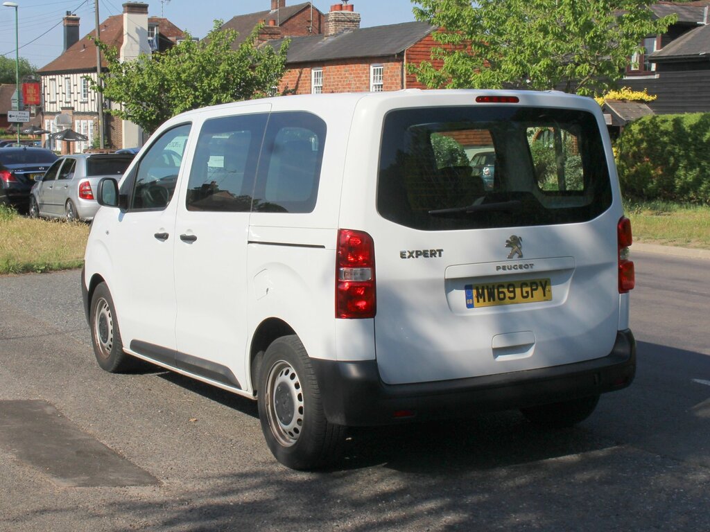 Peugeot Expert Combi 1.5 Bluehdi 120 Standard 6 Seater White #5
